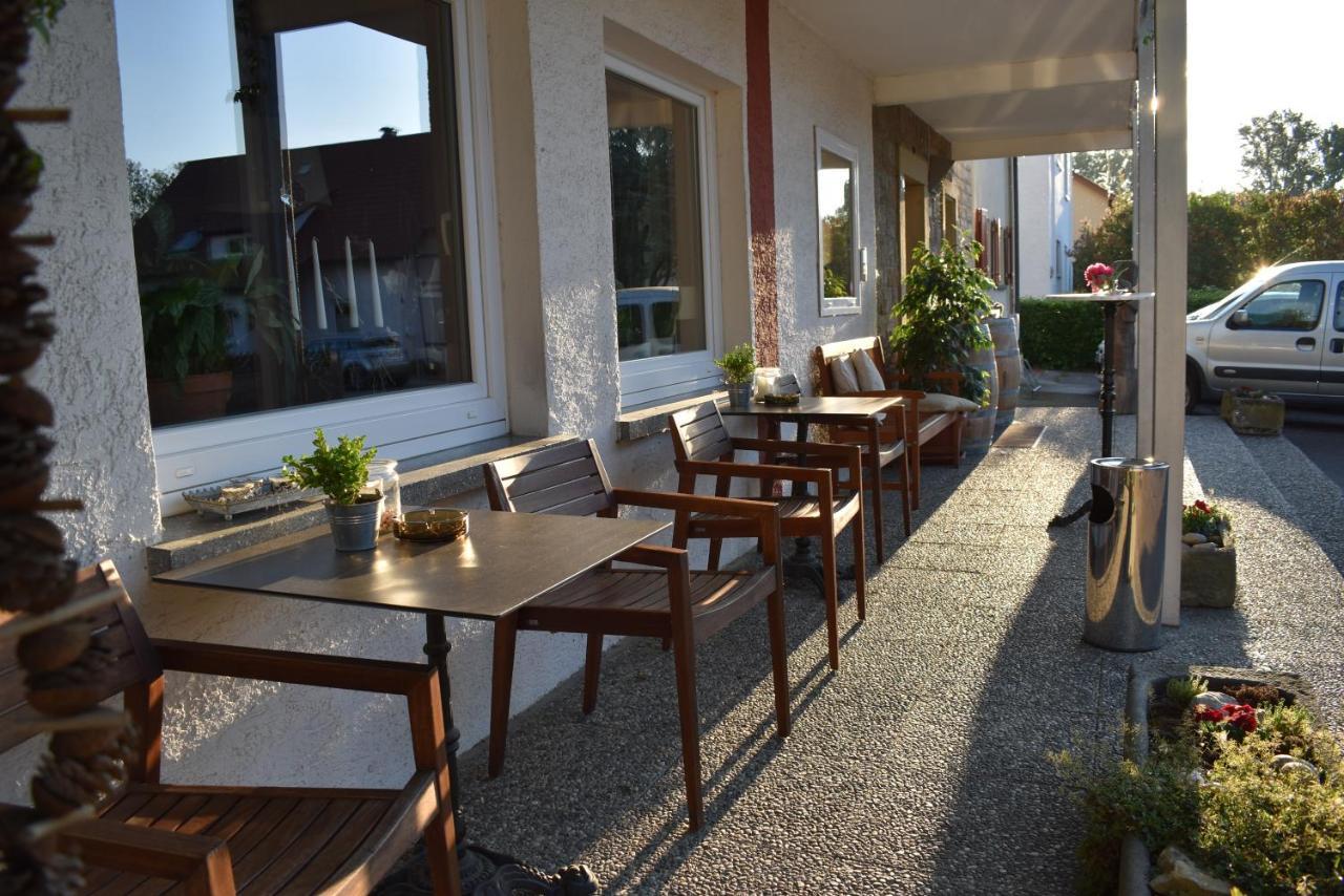 Hotel Kamps Ehrstadt ภายนอก รูปภาพ
